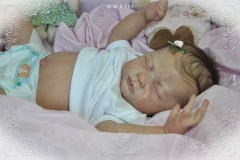 0380nina08