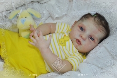 0472laura02