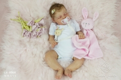 0560beatriz24