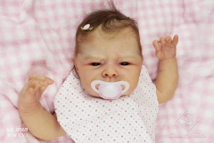 0569amoraliz14