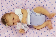 0569amoraliz19