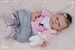 0584adelia02