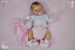 0584adelia19