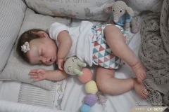 0673mirella13
