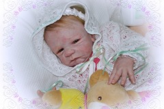 068eduarda24