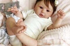 0737larissa03