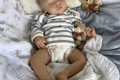 0761levi17