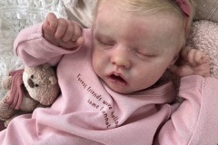 0768madaleine21